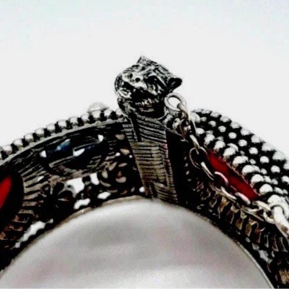 Gucci Iconic Big Cat Sterling Silver Red Gemstone Bracelet - Picture 4 of 6